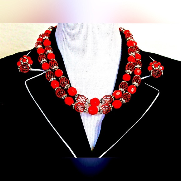VENDOME 2 STRAND NECKLACE & EARRINGS RED SILVER VINTAGE CRYSTAL - Picture 3 of 10